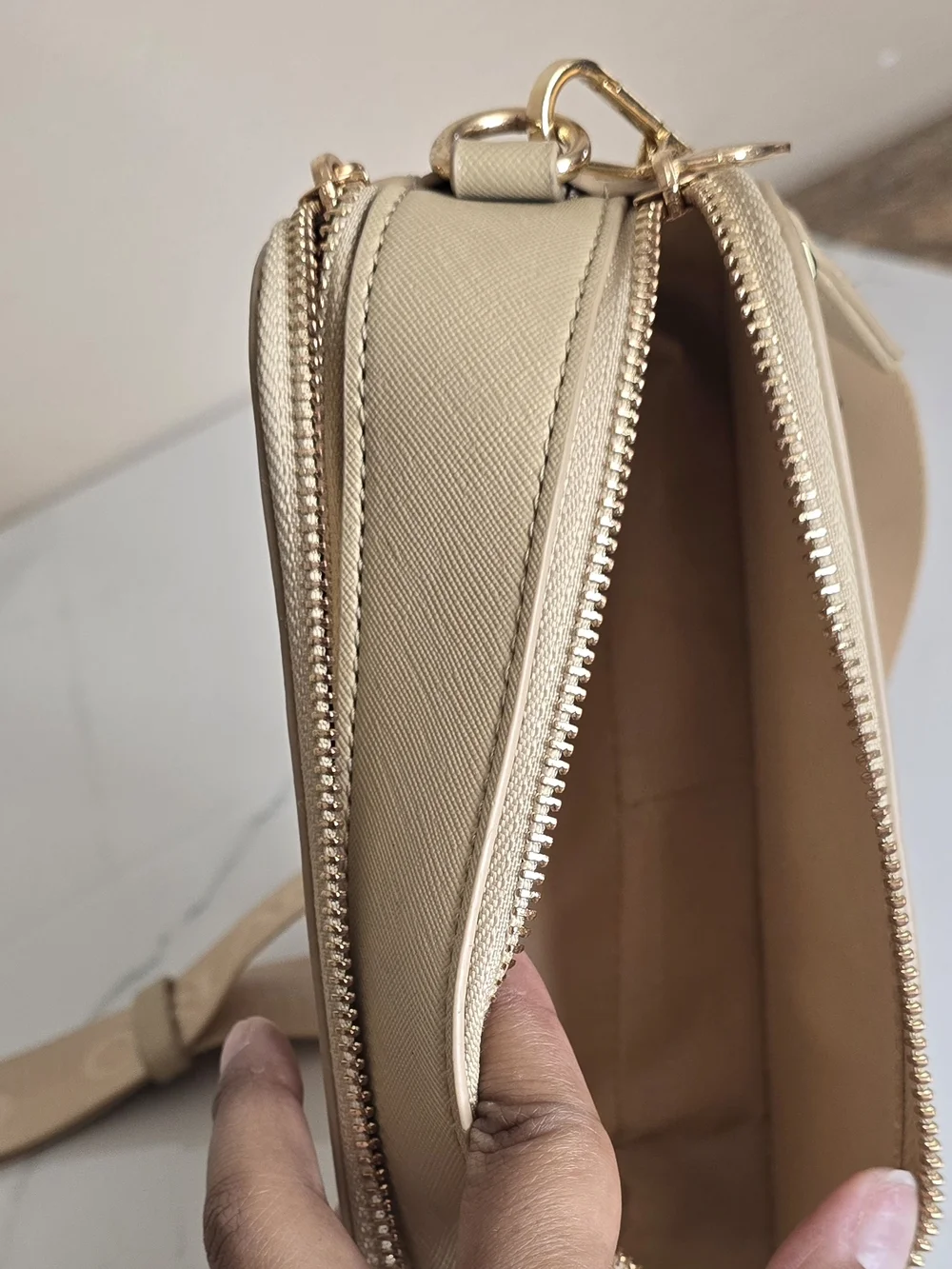 Valentino Orlandi Beige Studded Camera Crossbody Bag Gold Hardware Italy